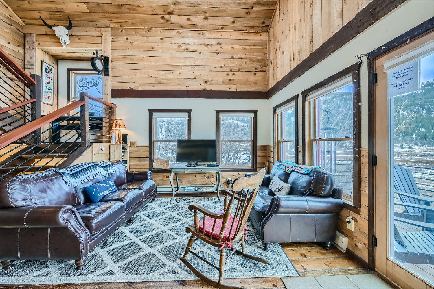 Peterson Valley Lodge Alma Cabin with Hot Tub Mountain Views and Family Amenities view 4