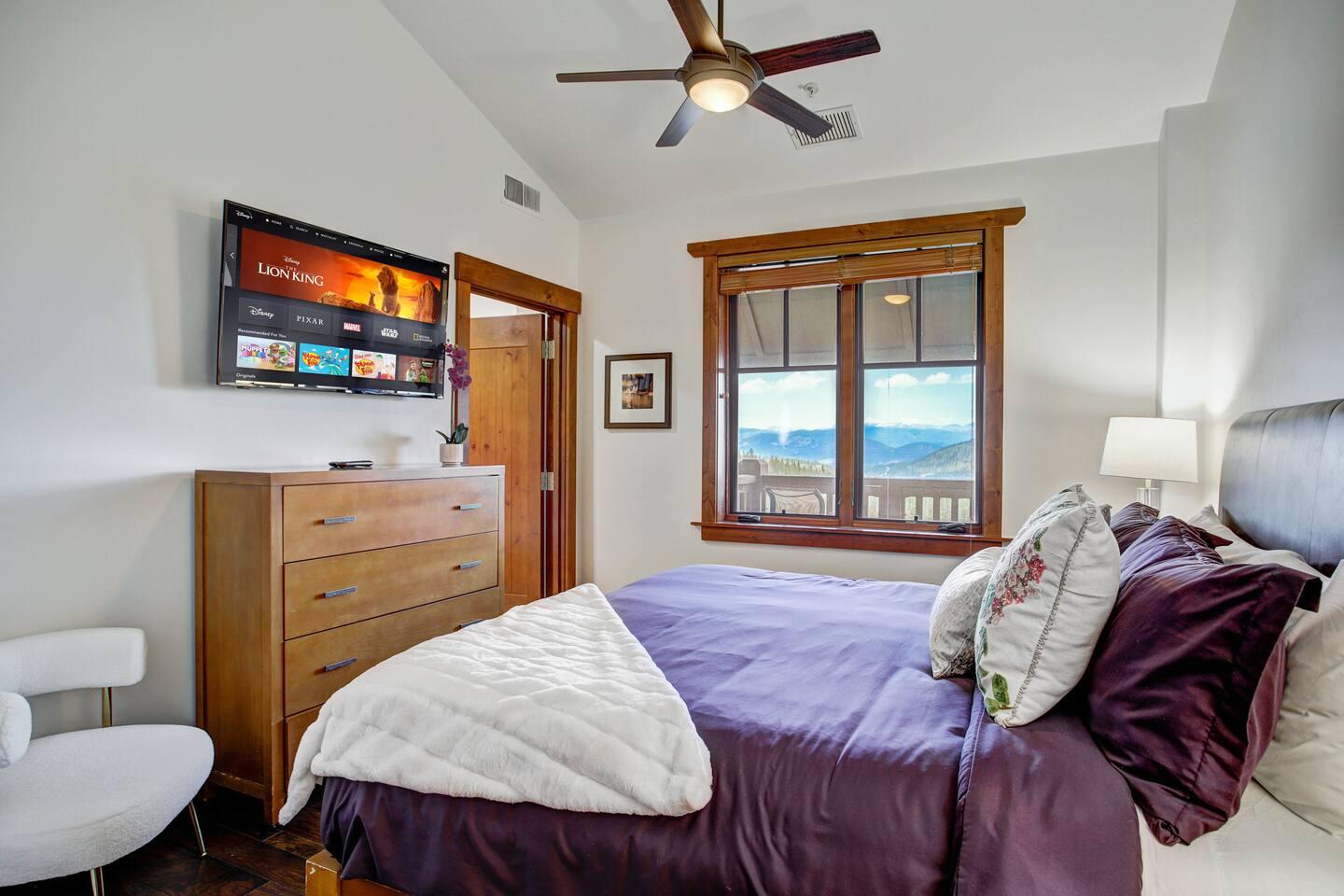 One Ski Hill 8502 Peak 8 Ski In Ski Out Penthouse with Spa Pool and Mountain Views view 3