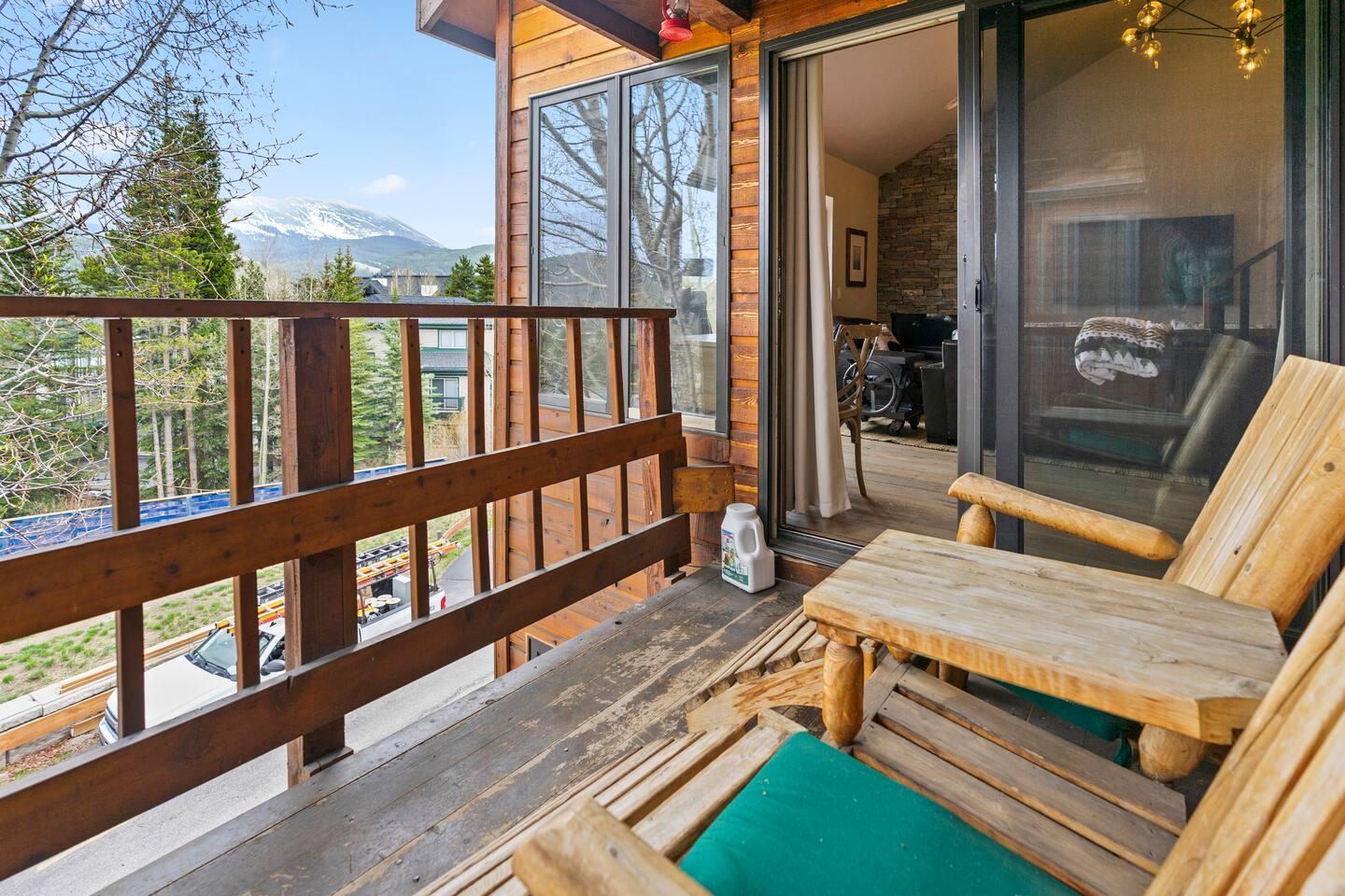 Tyra 336 Ski In Ski Out Penthouse Condo at Snowflake Lift with Mountain Views view 4