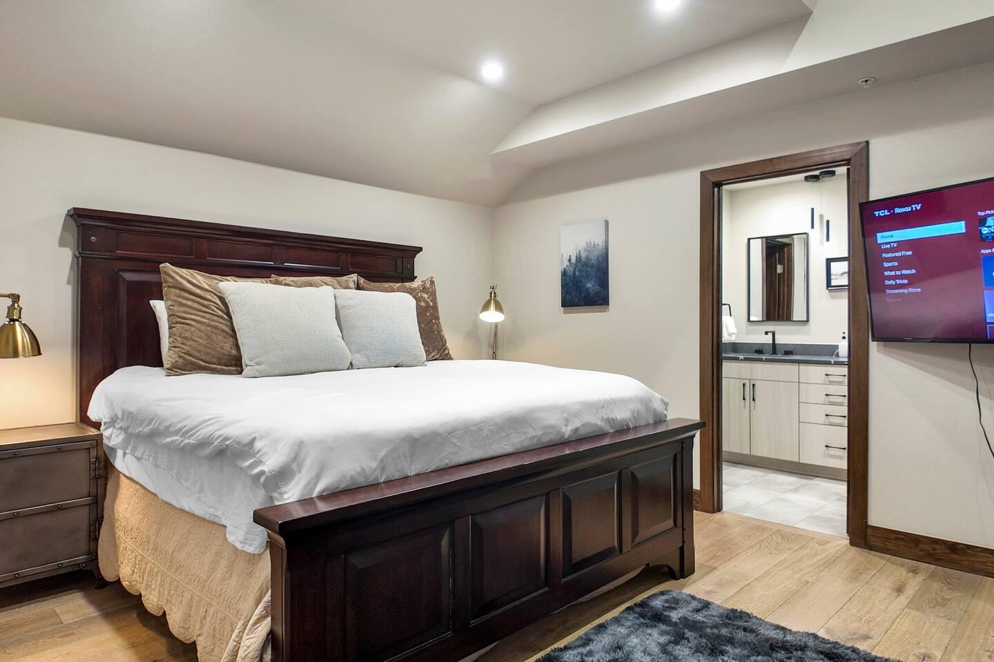 Tyra 336 Ski In Ski Out Penthouse Condo at Snowflake Lift with Mountain Views view 2