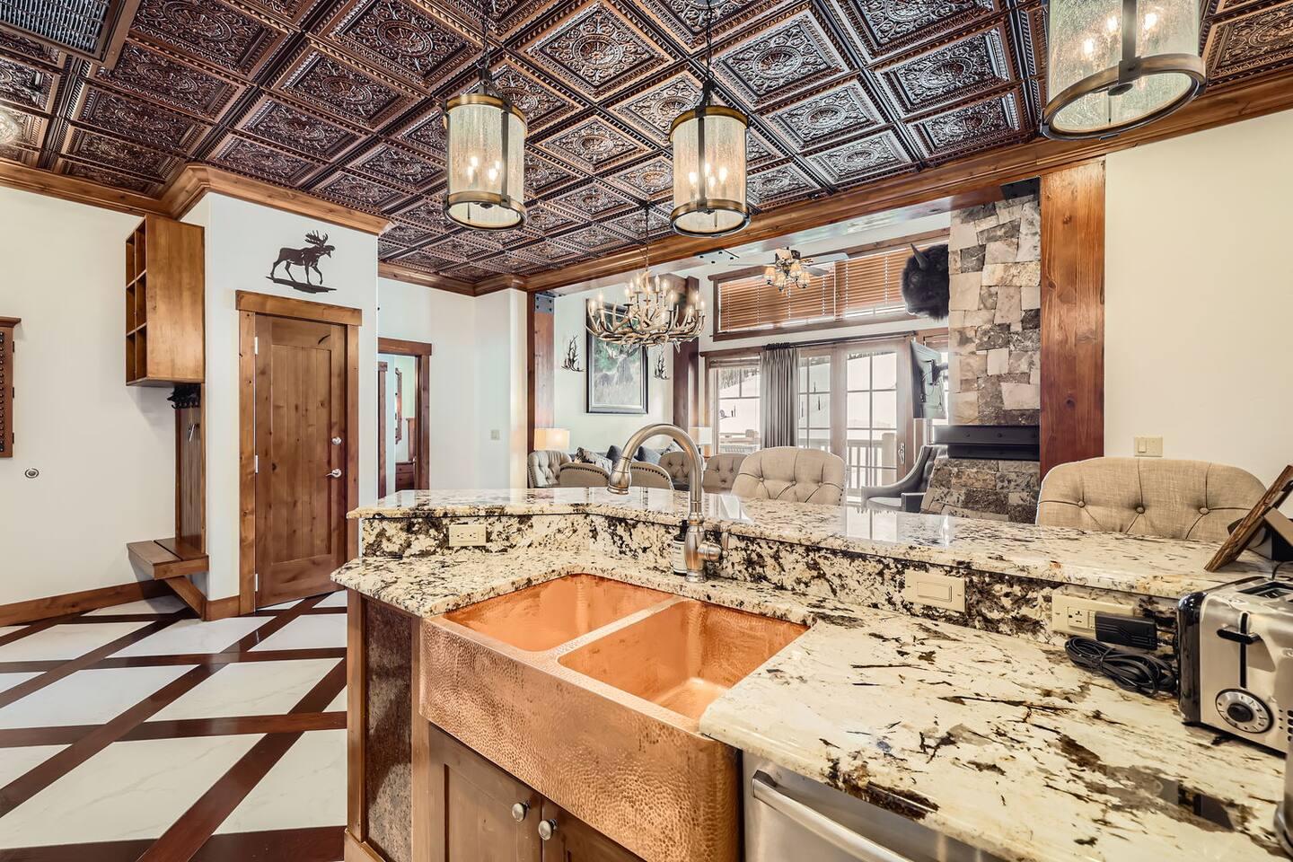 One Ski Hill Combined 8505 and 8506 Peak 8 Ski In Ski Out Four Bedroom Penthouse view 3