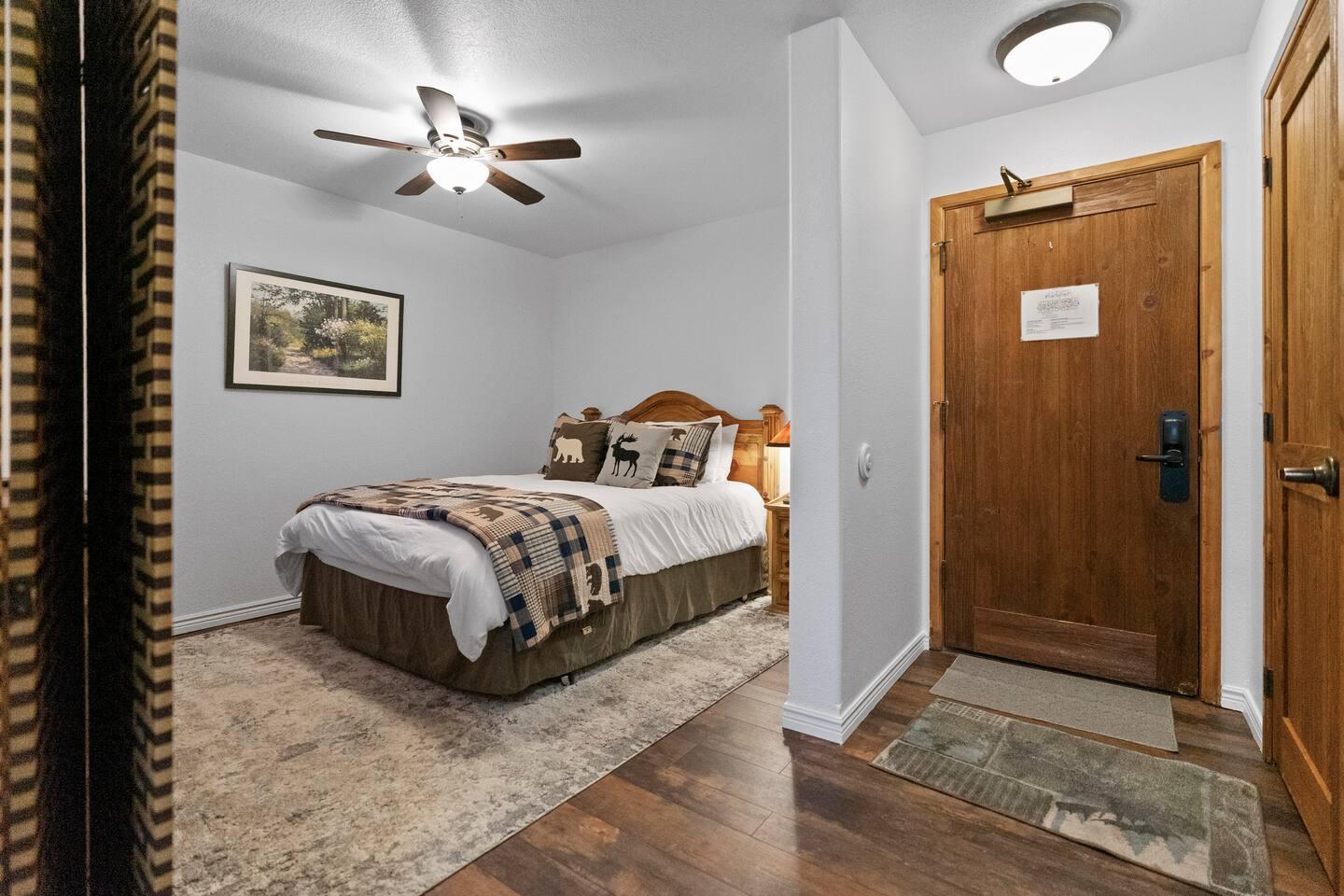 Tyra 104 Ski In Ski Out Condo at Snowflake Lift Close to Main Street and Trails view 3