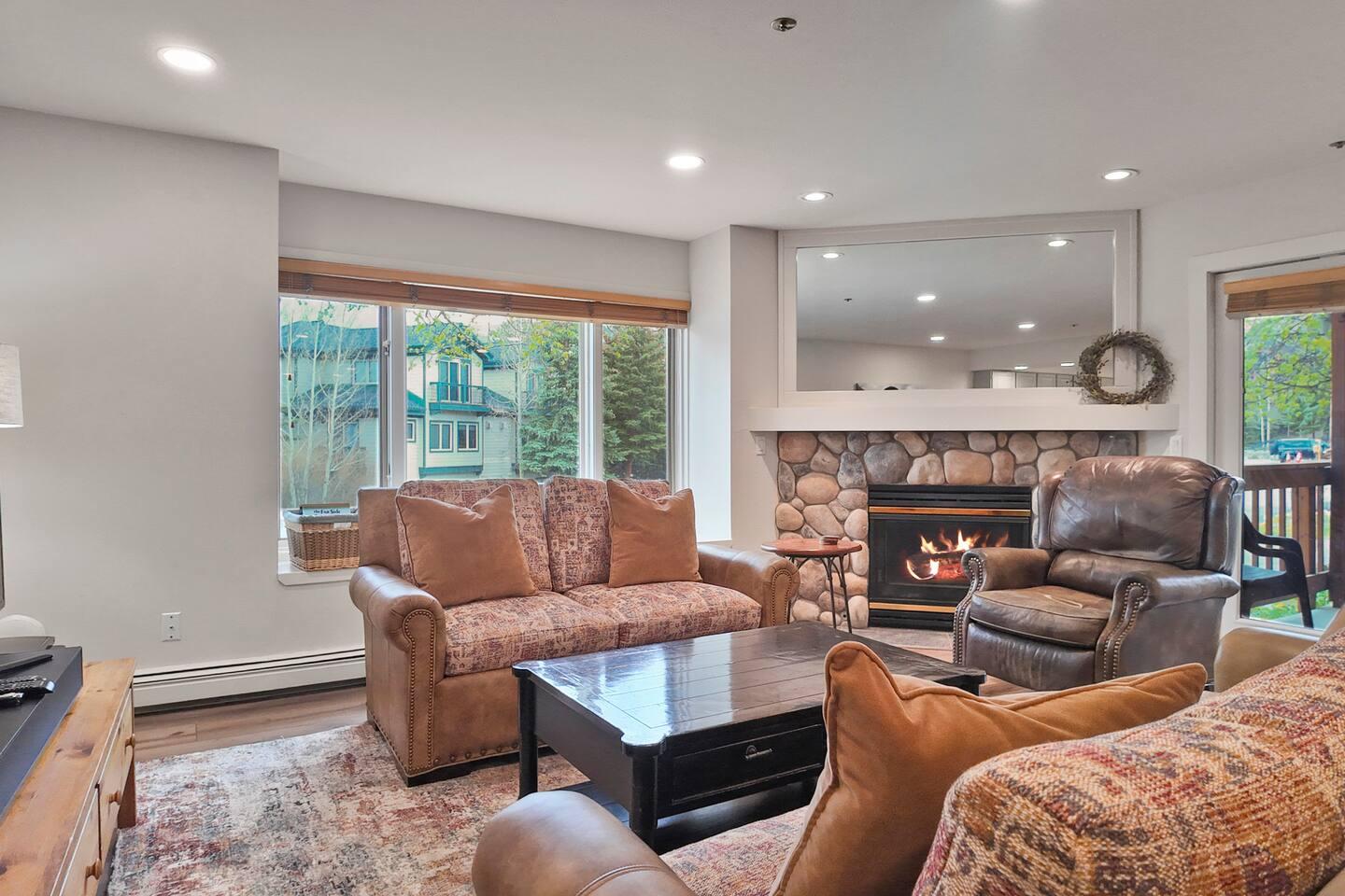 Tyra Grand 7 Bedroom Lodge Ski In Ski Out at Snowflake Lift Walk to Main Street view 2