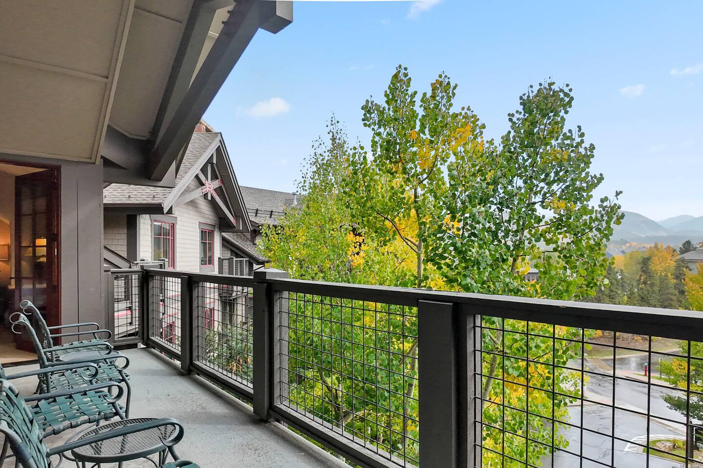 Mountain Thunder 1402 Walk to Main Street and Gondola Modern Mountain Three Bedroom Condo view 4