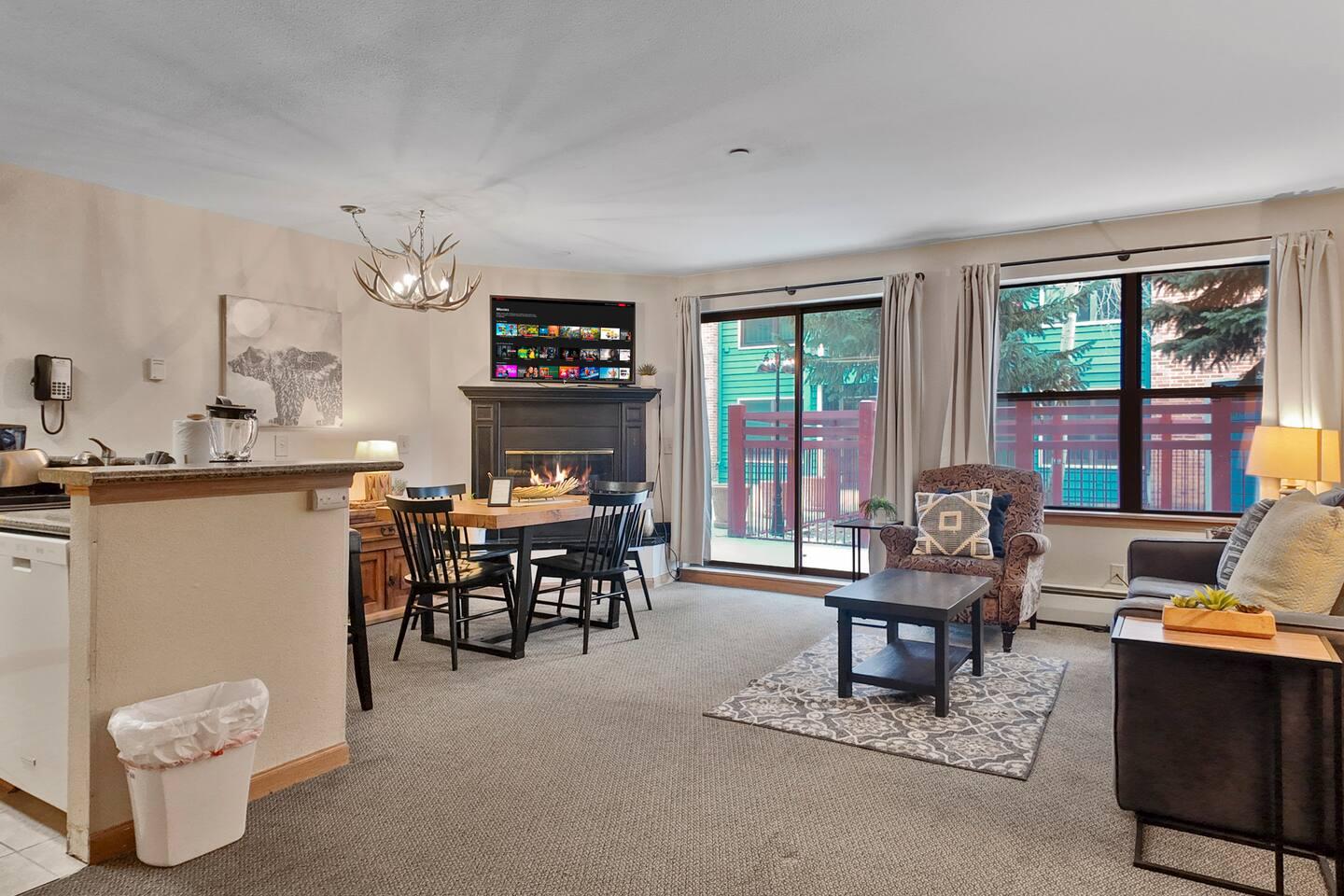 River Mountain Lodge Studio | Full Kitchen & Murphy Bed | Sleeps 4