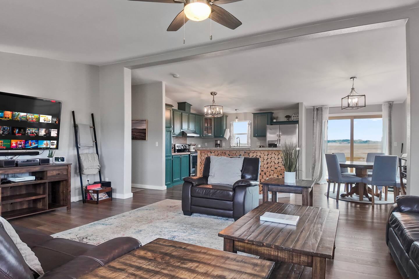 Gilson Ranch Forty Acre Mountain Estate with Hot Tub Wildlife and Big Sky Views view 2