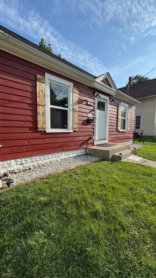 East Oakland Modern Stay Updated Lansing Home Near MSU and Downtown view 3