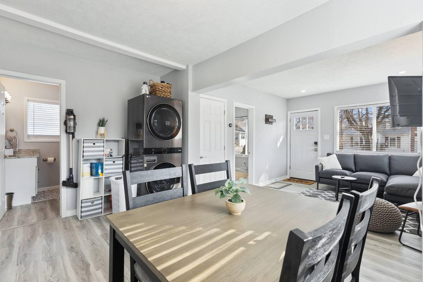 Dunlap Executive Home Long Stay Lansing Rental Near Hospitals and MSU view 2